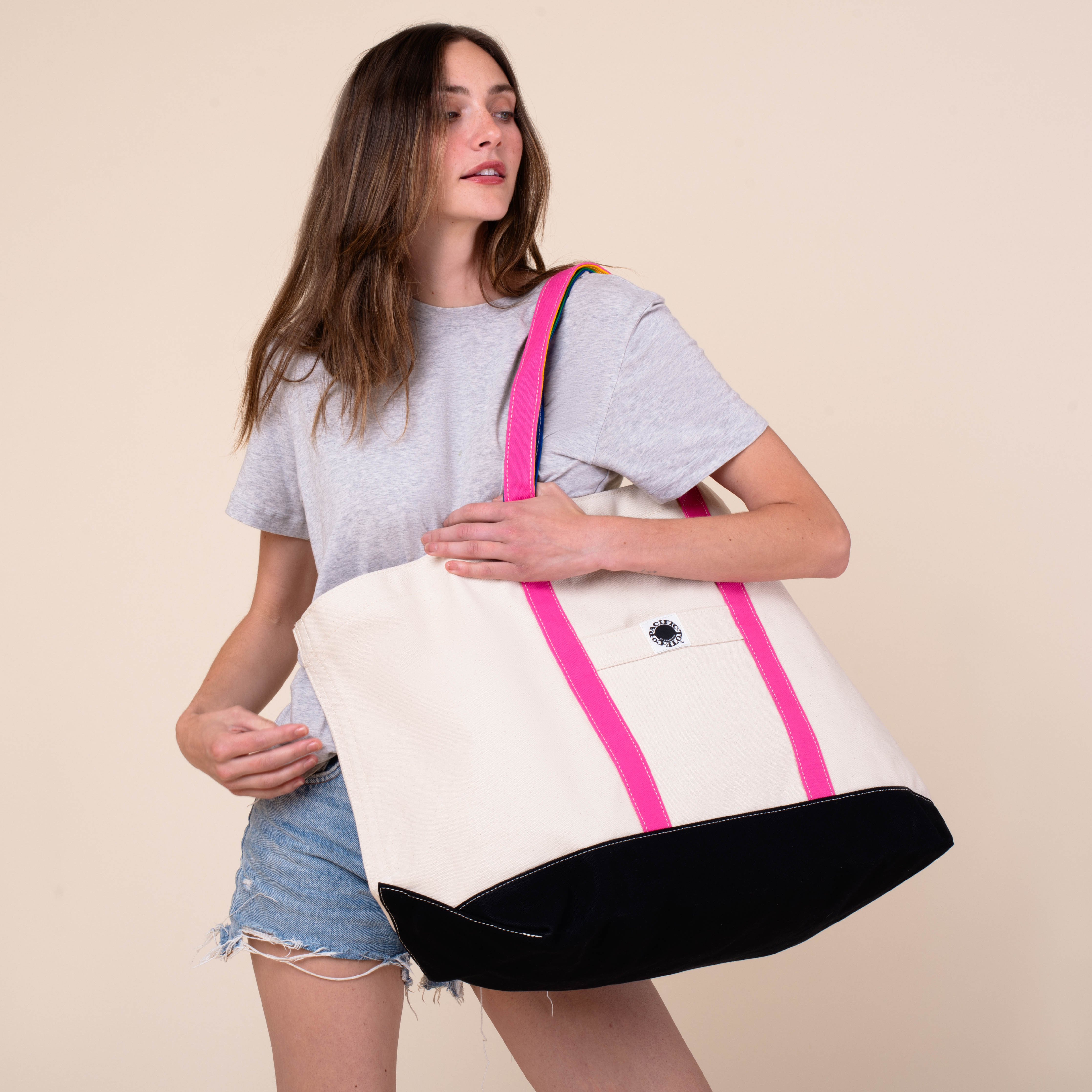 pacific-tote-company-large-white-beach-tote-front-view